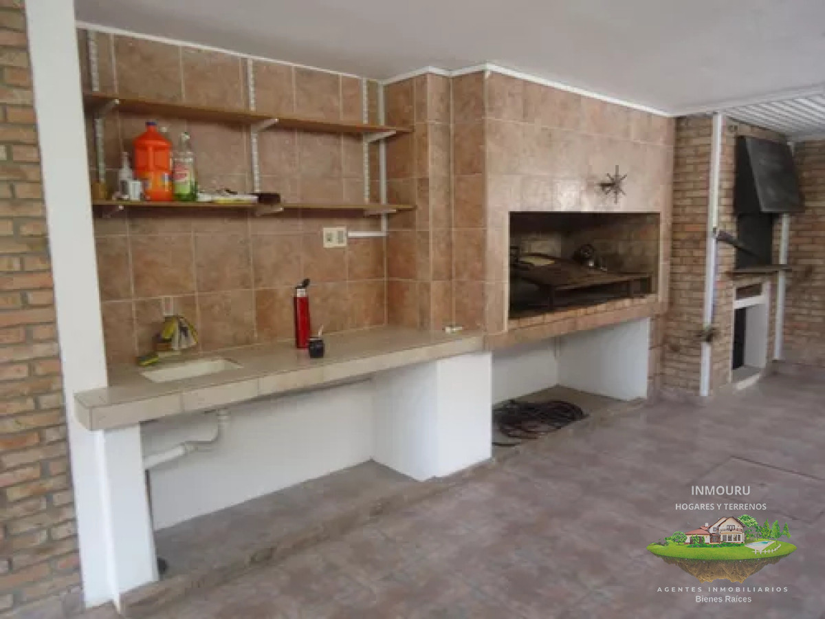 Casa ID.661 - Alquiler Casa de 3 dormitorios  En Solymar A 2 Cuadras De Rambla