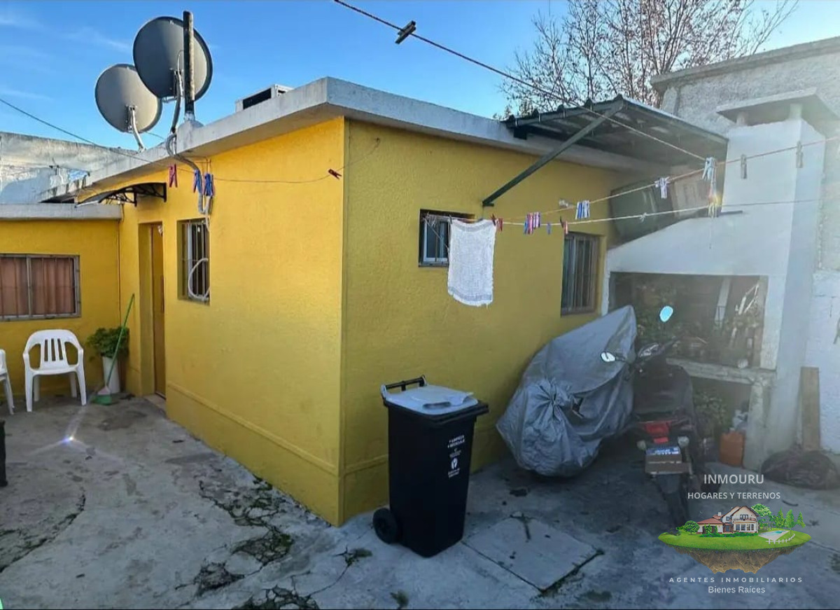 Casa ID.1387 - Venta de casa y 4 apartamentos en un mismo padrón