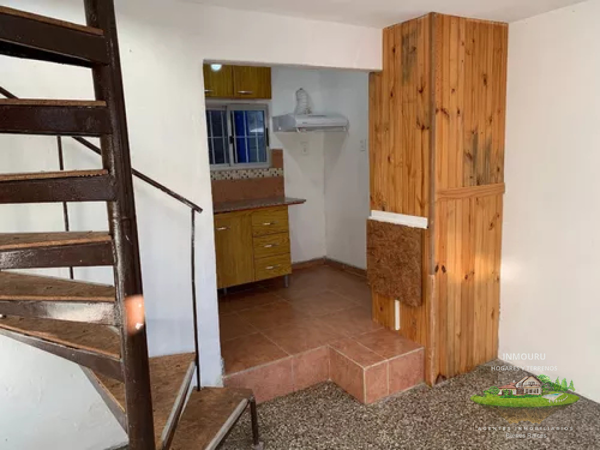 Casa ID.746 - Venta de Casa mas Apartamento en un mismo padrón Zona Cerro Casco Viejo