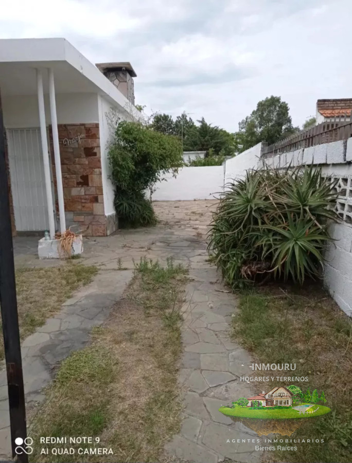Casa ID.657 - Se alquila casa con apartamento al fondo, 2 dormitorios, en Parque del Plata