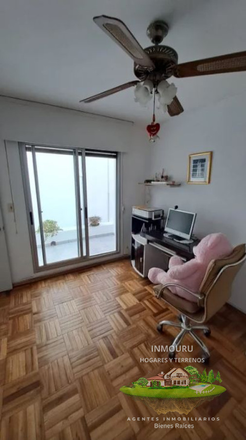 Casa ID.1124 - Se vende amplia casa en Cordón
