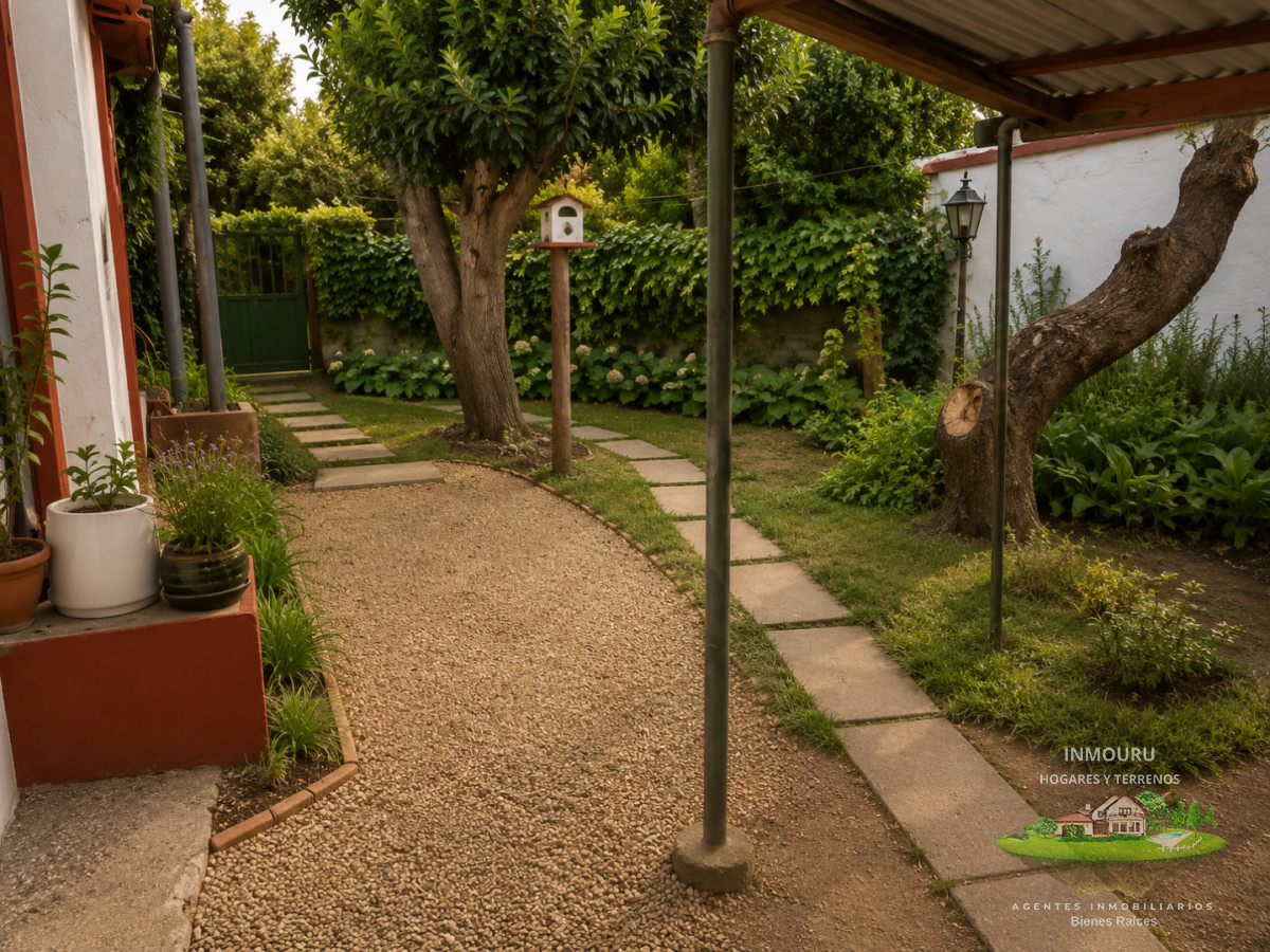 Casa ID.2921 - Se Vende Hermosa Casa en Barros Blancos