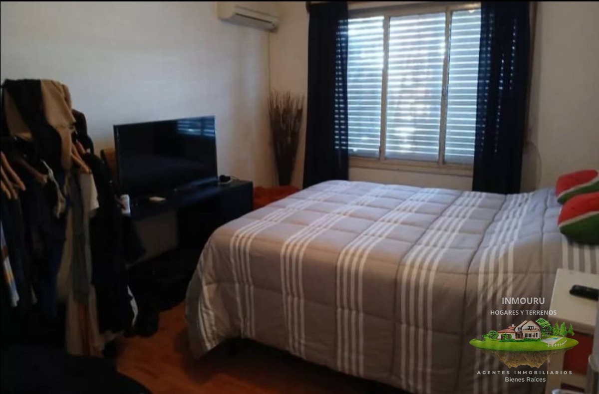 Casa ID.230 - Venta de casa familiar 3 dormitorios ,portal mas garaje ubicada en Cerrito de la Victoria