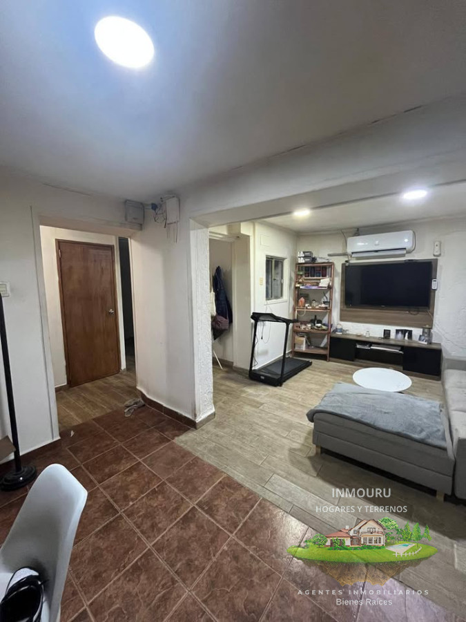 Casa ID.537 - Se Venden dos  Hermosas Casas en un mismo Padrón, en Peñarol