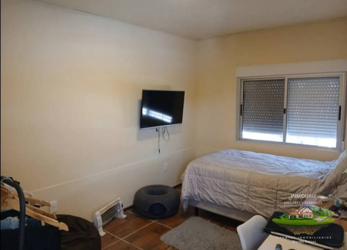 Casa ID.230 - Venta de casa familiar 3 dormitorios ,portal mas garaje ubicada en Cerrito de la Victoria
