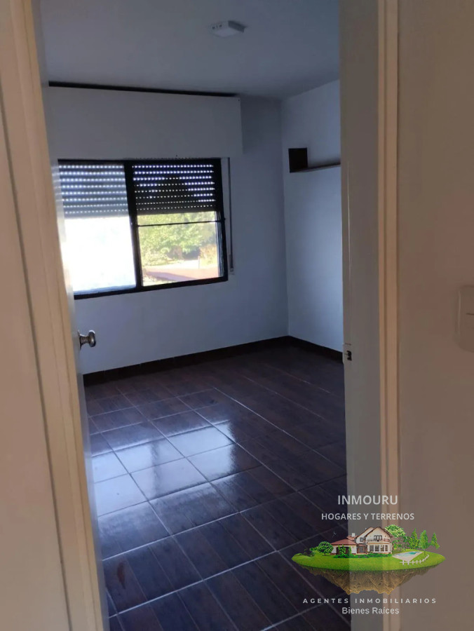 Casa ID.2689 - Alquiler de Casa en Barrio Jardines del Hipódromo 2 Dormitorios