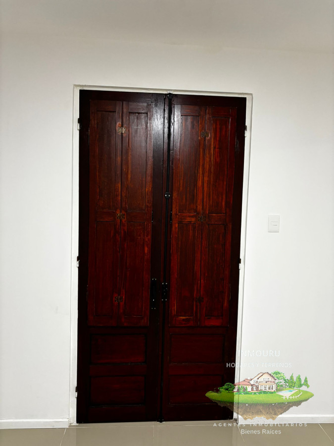 Casa ID.242 -  En Venta hermosa casa de 3 dormitorios, totalmente remodelada