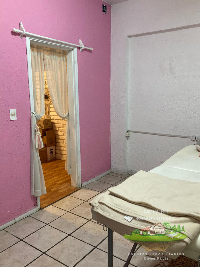 Casa ID.1968 - Venta 3 Propiedades en Mercado Modelo 4-5Dorm 4Baños