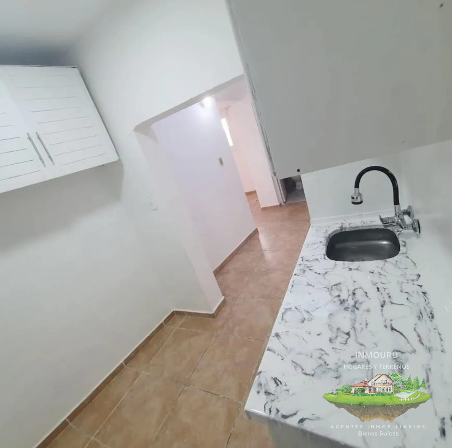 Casa ID.907 - Se alquila casa al frente de 2 dormitorios, La Figurita