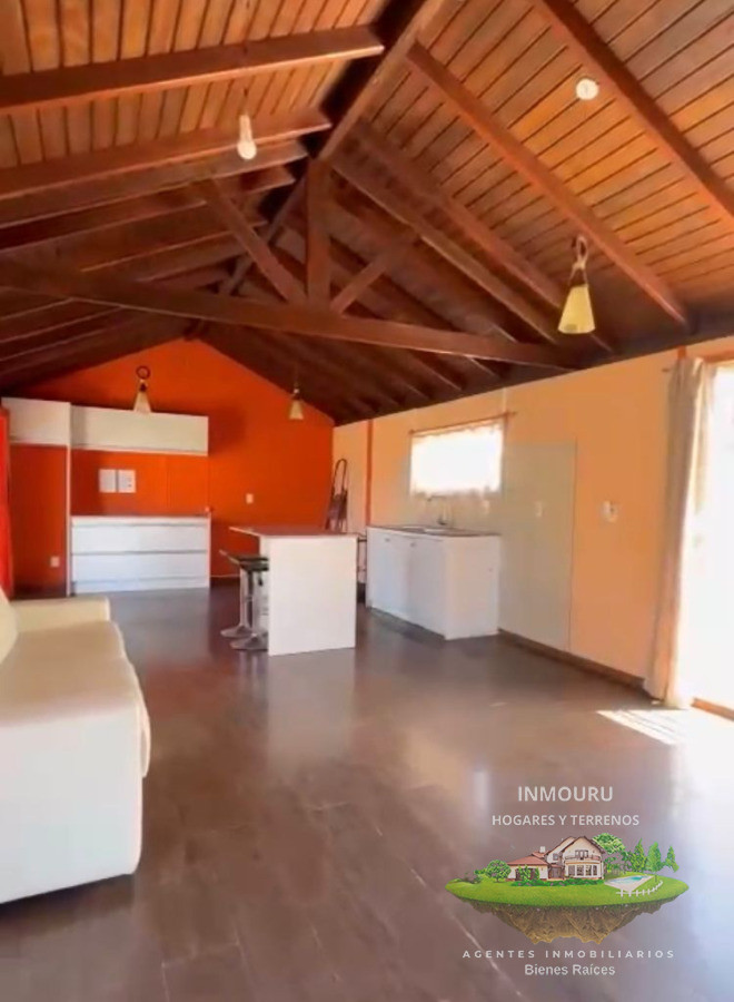 Casa ID.1968 - Venta 3 Propiedades en Mercado Modelo 4-5Dorm 4Baños