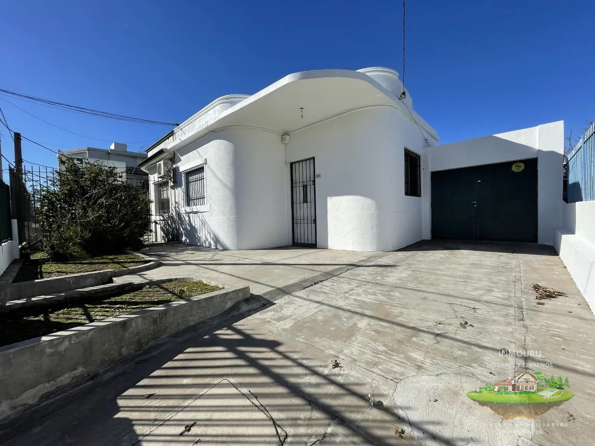 Casa ID.1230 - VENTA de casa en PEREZ CASTELLANO
