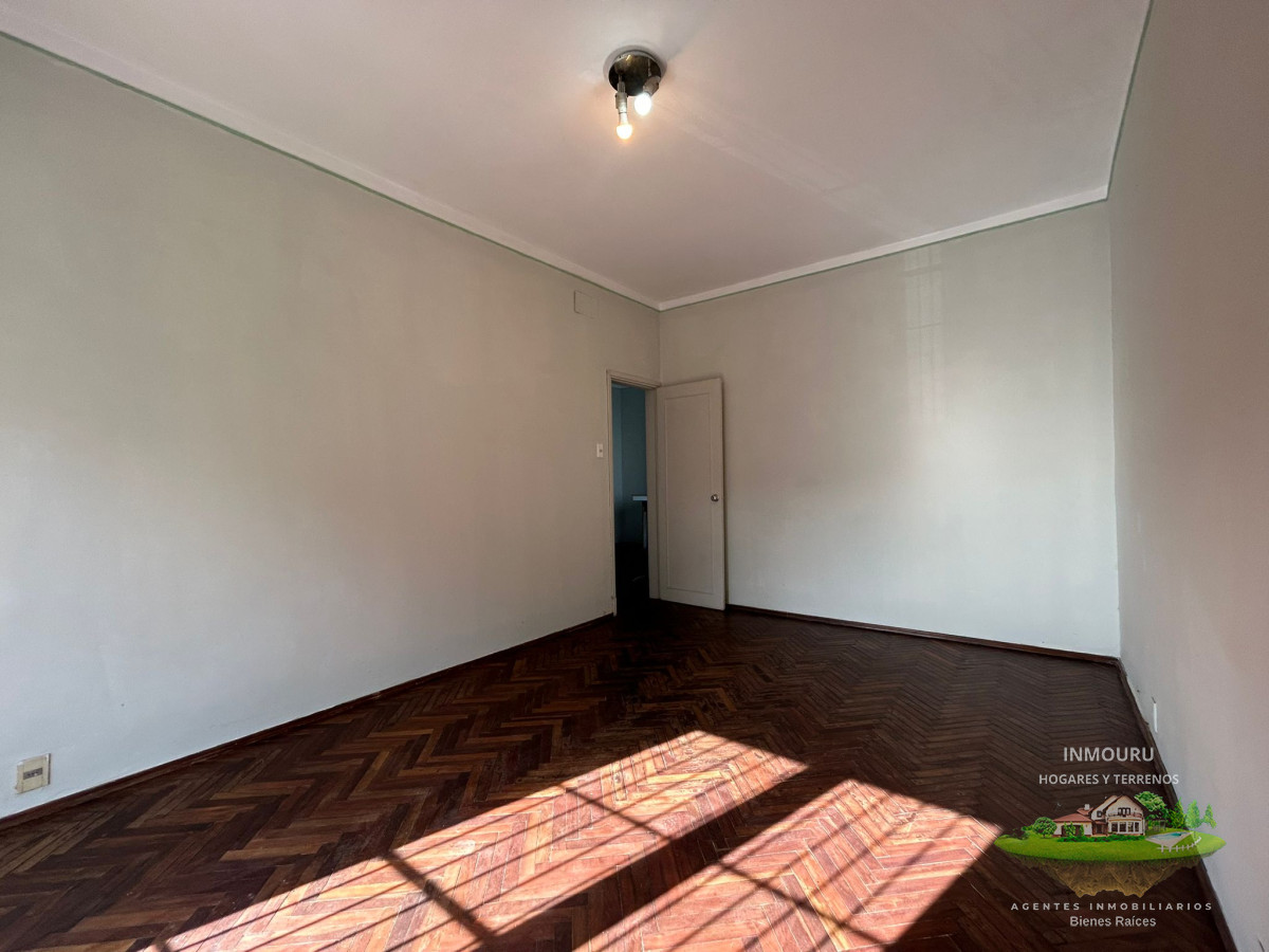 Casa ID.888 - VENTA de casa en altos de 3 dormitorios en barrio SAYAGO 