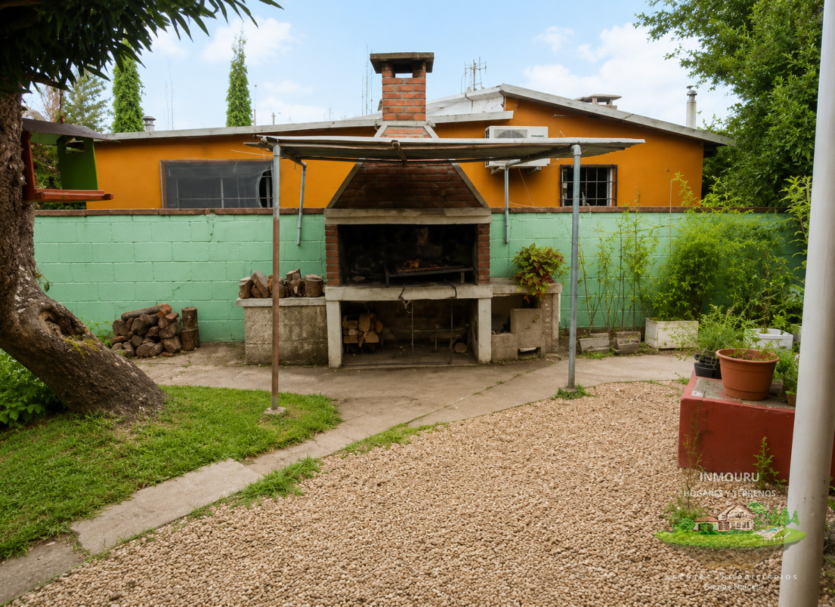 Casa ID.2921 - Se Vende Hermosa Casa en Barros Blancos