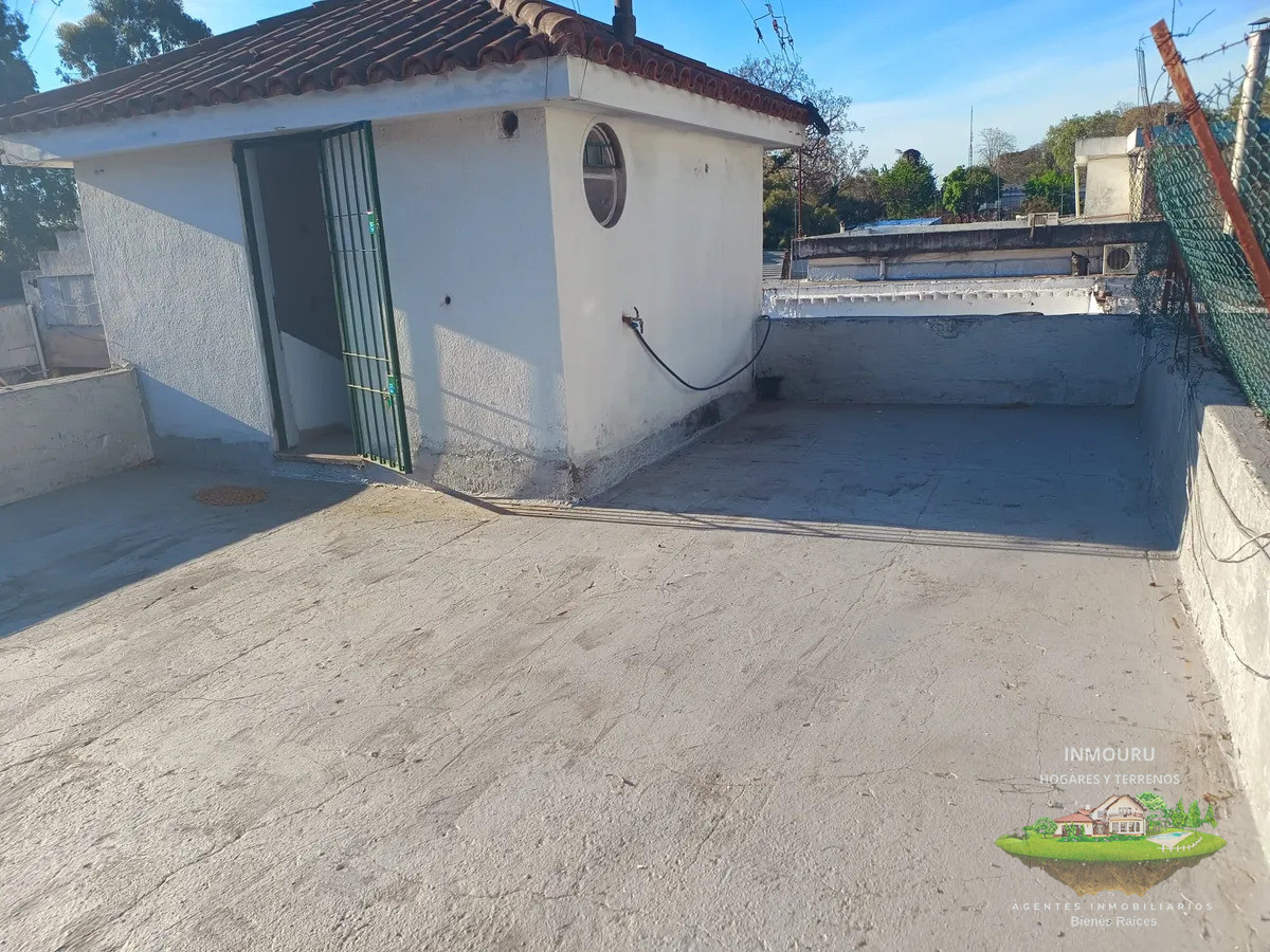 Casa ID.2082 - ALQUILER de apartamento de 6 dormitorios en COLON 