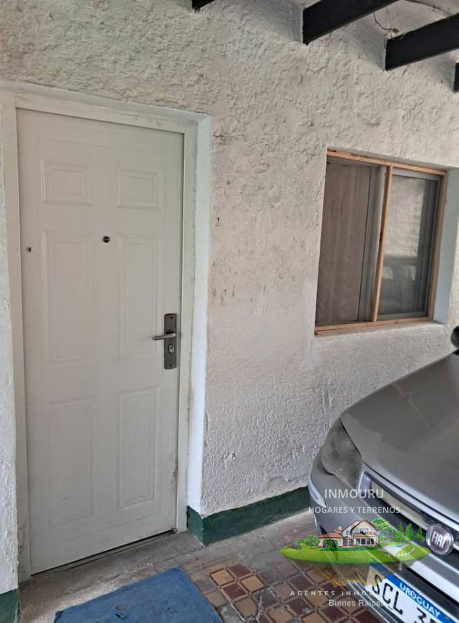 Casa ID.537 - Se Venden dos  Hermosas Casas en un mismo Padrón, en Peñarol