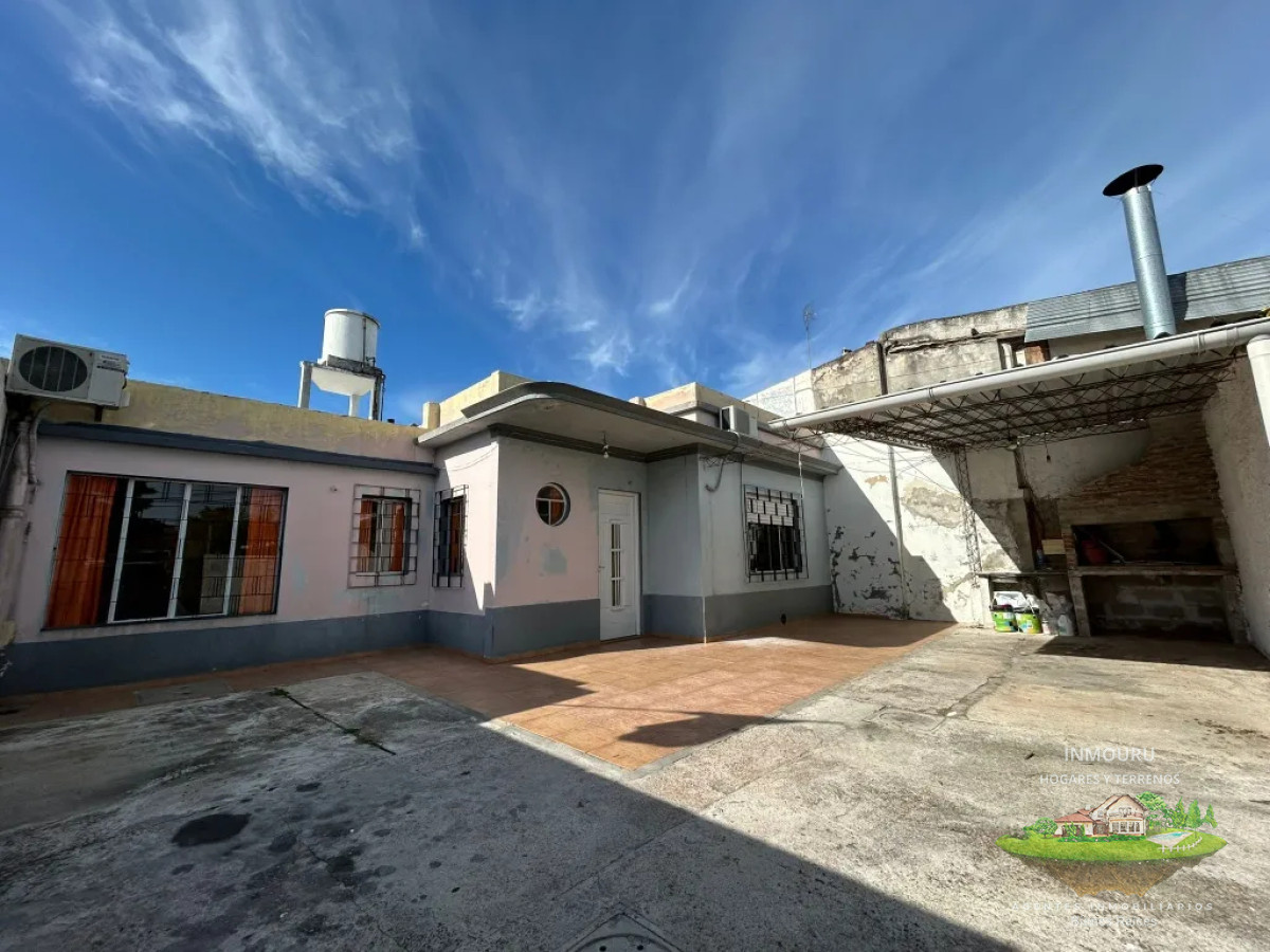 Casa ID.887 - VENTA de hermosa casa Ph al fondo de 2 dormitorios en barrio SAYAGO