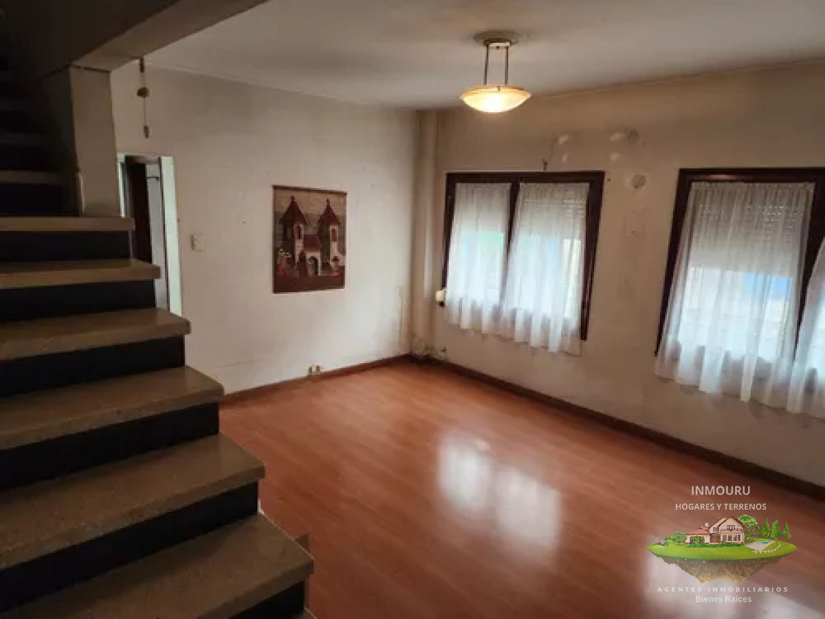 Casa ID.706 - Hermosa casa de 2 pisos en Cordón