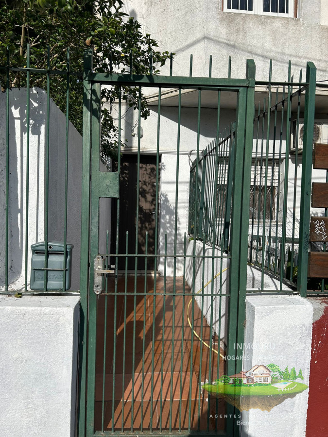 Casa ID.888 - VENTA de casa en altos de 3 dormitorios en barrio SAYAGO 