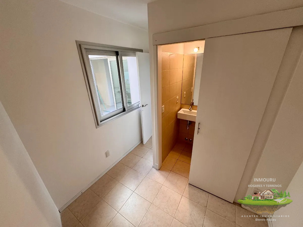 Casa ID.833 - Alquiler de casa en Pocitos Nuevo 3 dormitorios