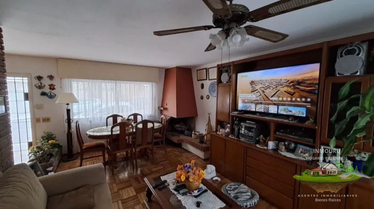 Casa ID.1124 - Se vende amplia casa en Cordón