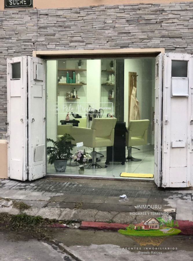 Casa ID.2575 - Se alquila casa junto a local comercial en la parte delantera en zona Pocitos