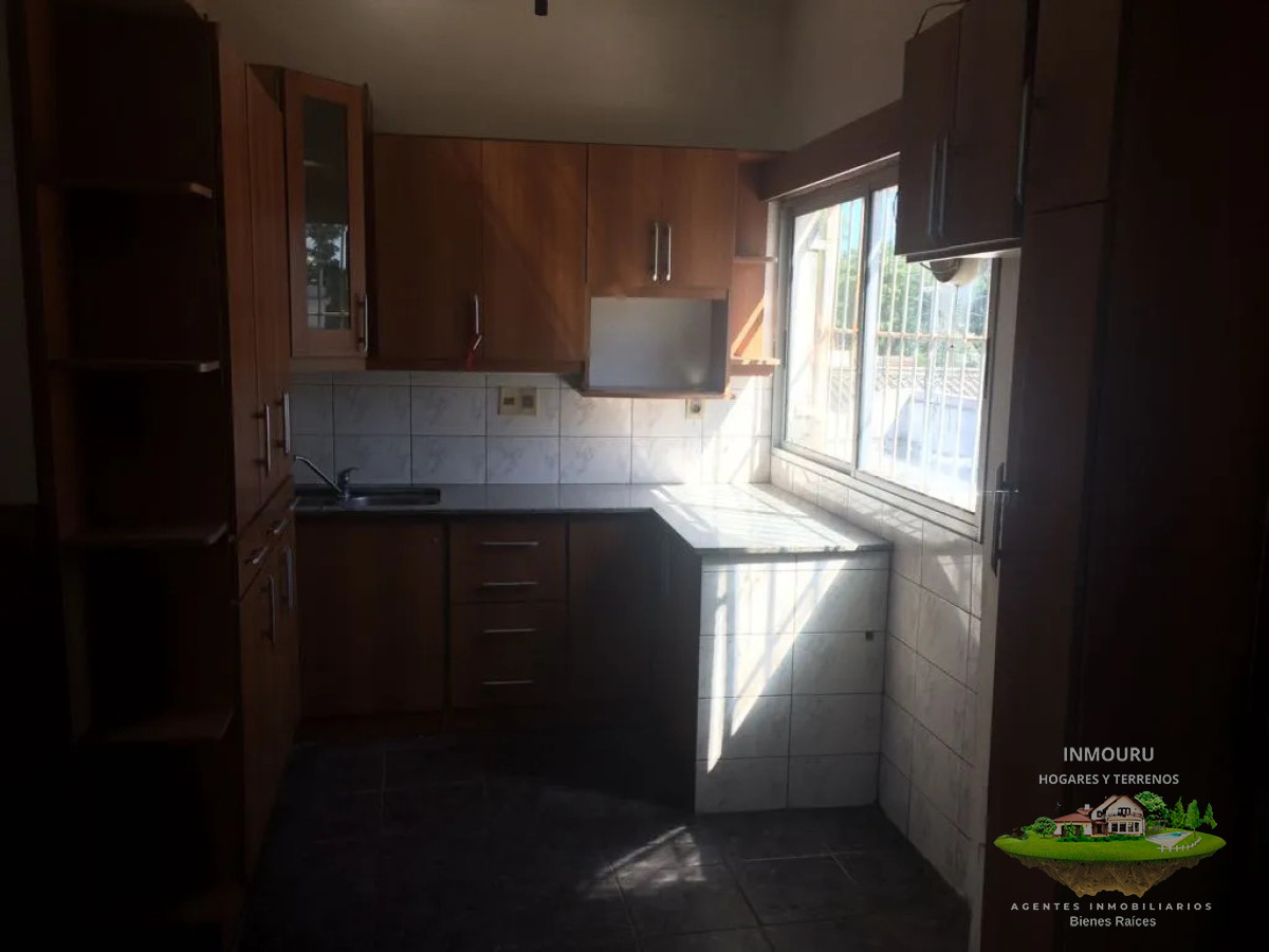 Casa ID.2759 - Alquiler de Hermosa Casa de 4 Dormitorios en la Blanqueada.