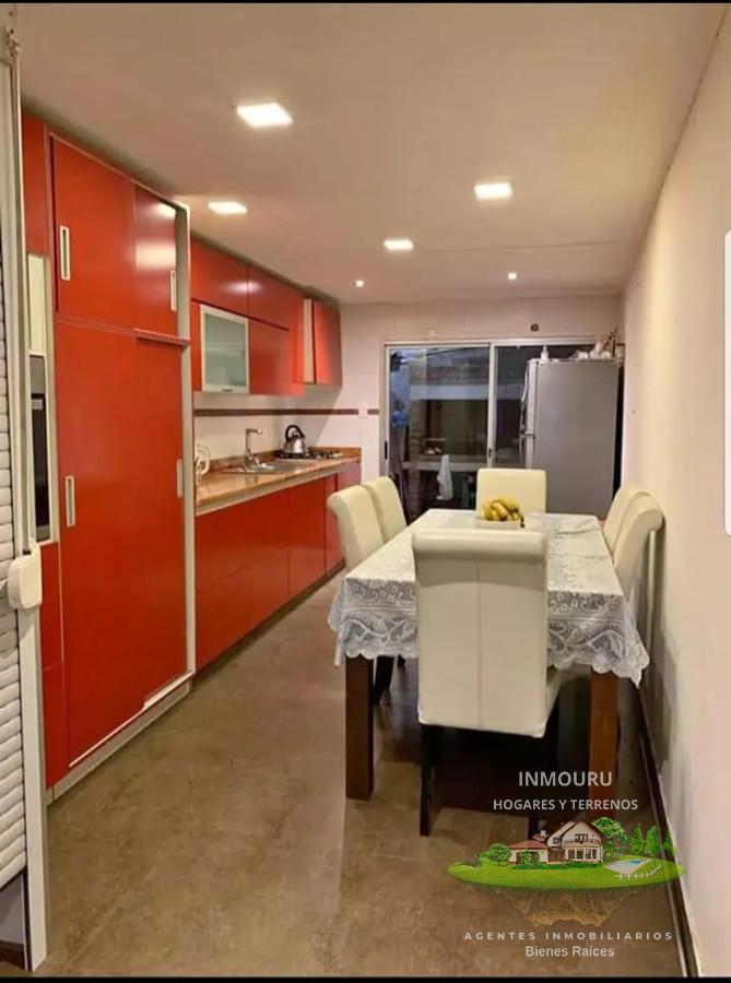 Casa ID.89 - Venta de casa en Peréz Castellanos, 2 dormitorios