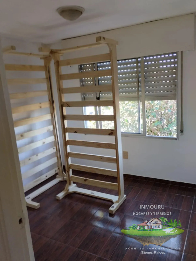 Casa ID.2689 - Alquiler de Casa en Barrio Jardines del Hipódromo 2 Dormitorios