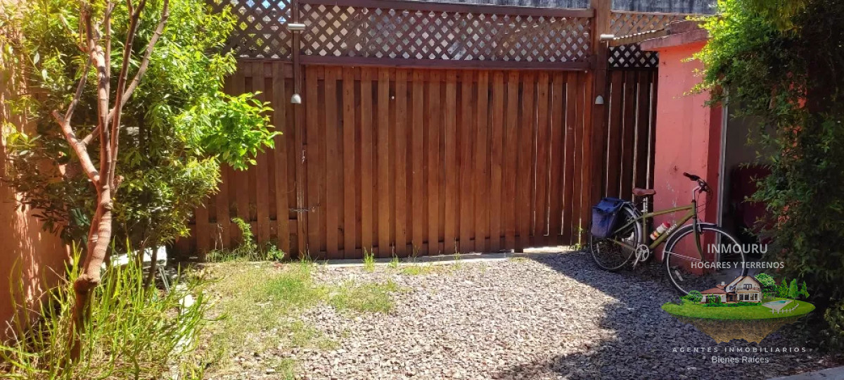 Casa ID.396 - Se vende casa de 2 plantas, de 3 dormitorios en Brazo Oriental