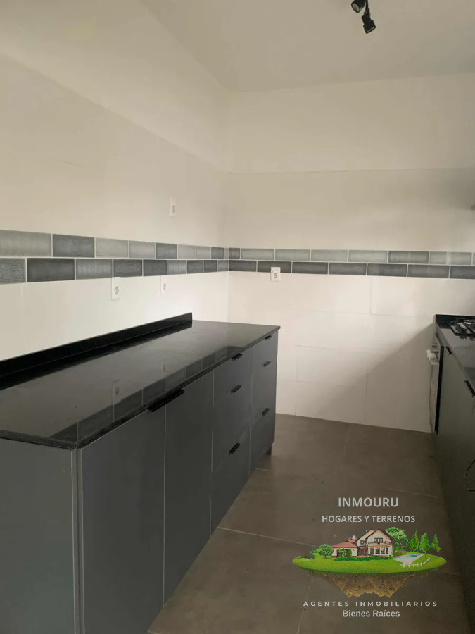 Casa ID.1225 - VENTA de casa en PARQUE CARRASCO (Canelones)