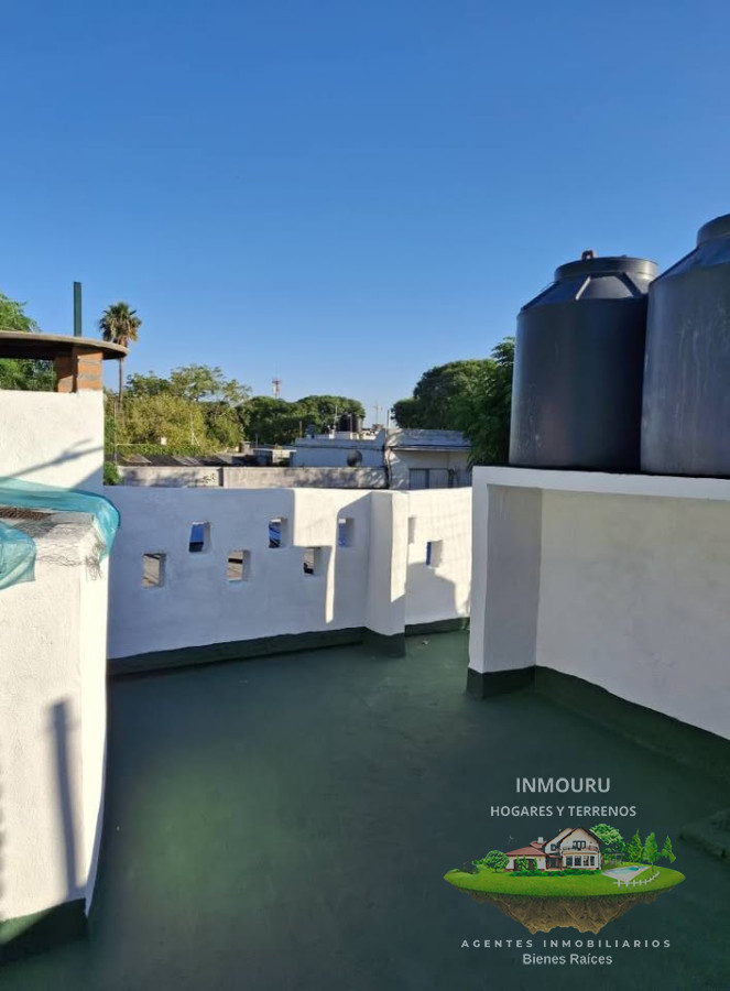 Casa ID.517 - Se alquila linda y amplia casa en Barrio Unión