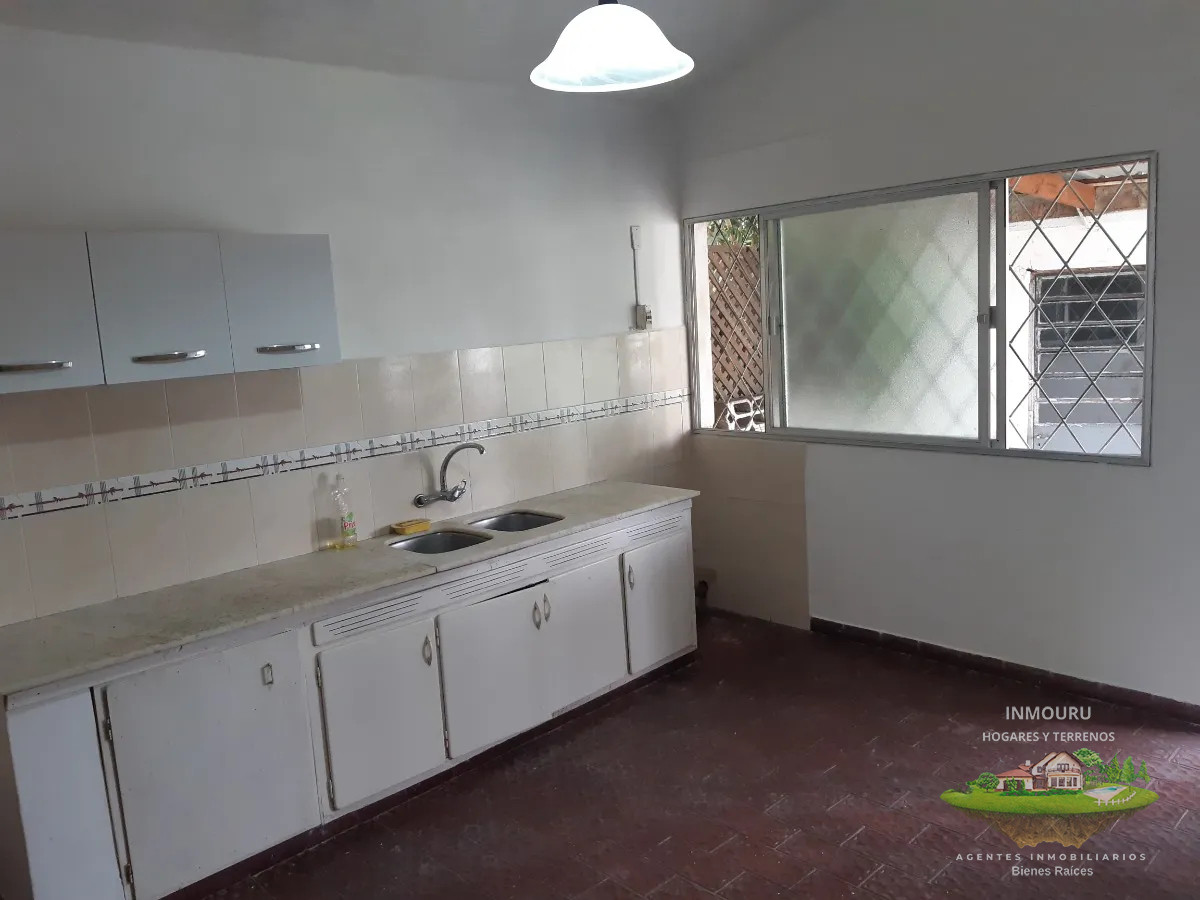 Casa ID.1066 - Se vende casa de 3 dormitorios, Solymar sur 