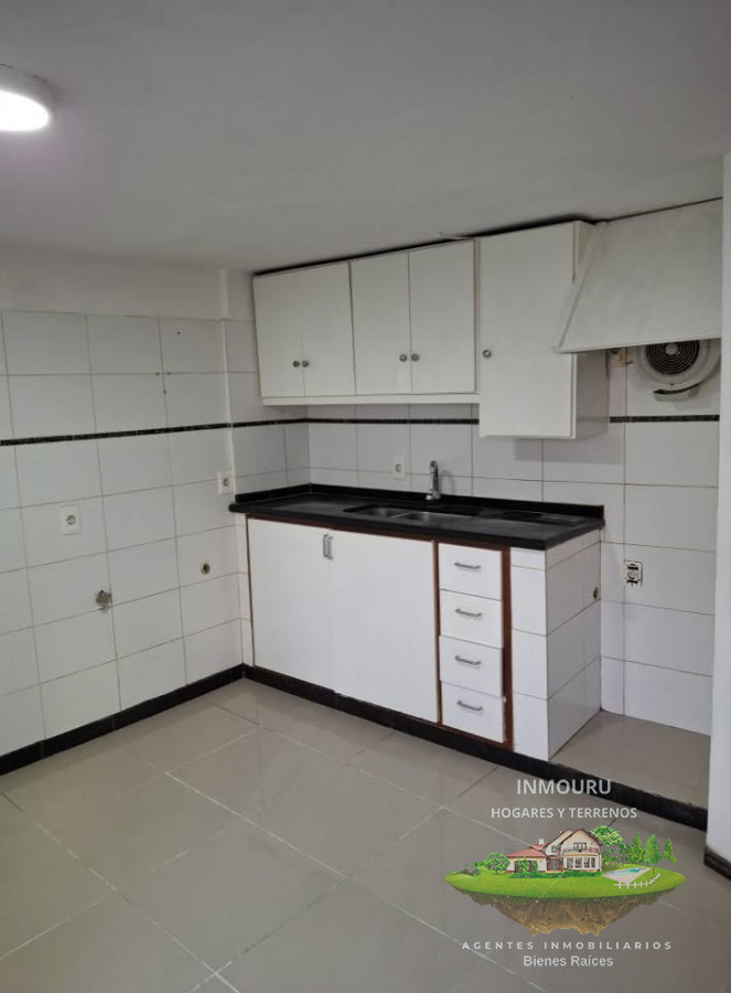 Casa ID.517 - Se alquila linda y amplia casa en Barrio Unión