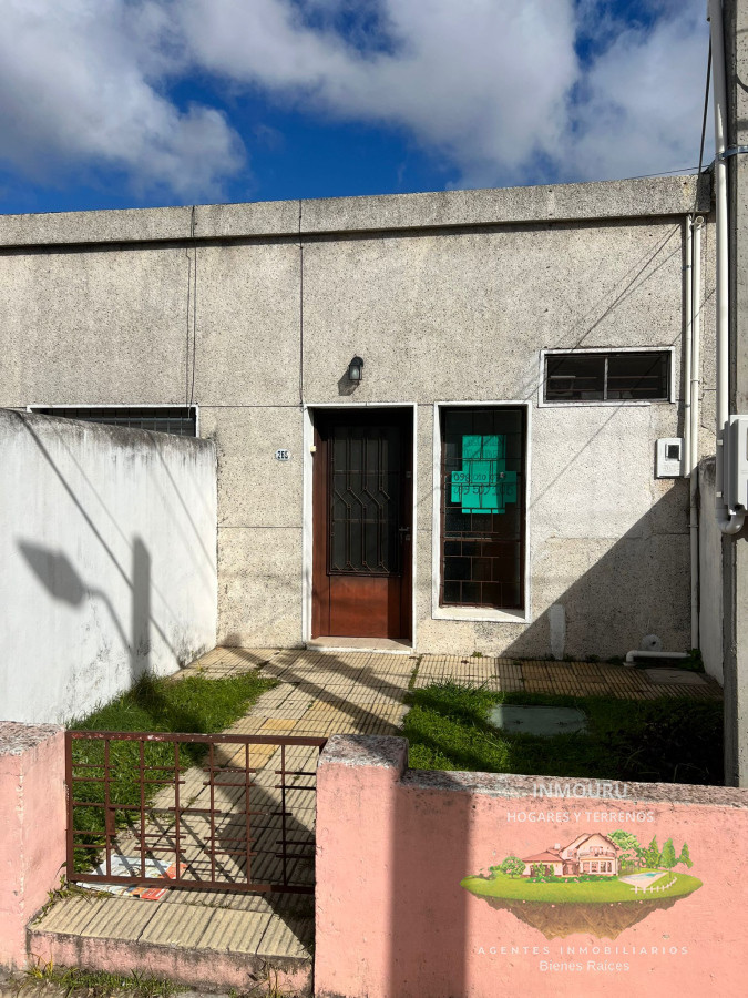 Casa ID.1200 - VENTA de casa de un dormitorio en TACUAREMBO 
