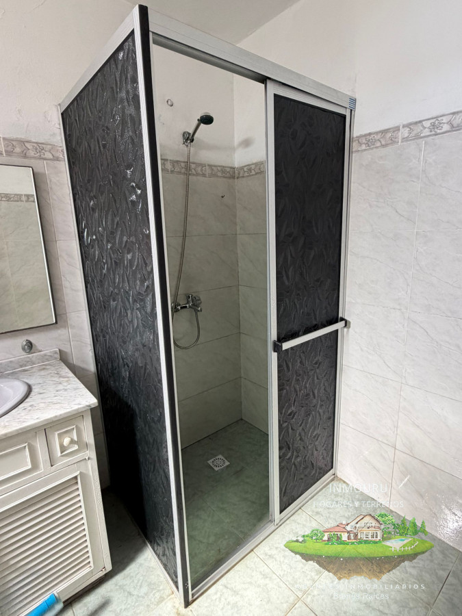 Casa ID.2227 - Alquilo Amplia hermosa casa ubicada en el cerro 