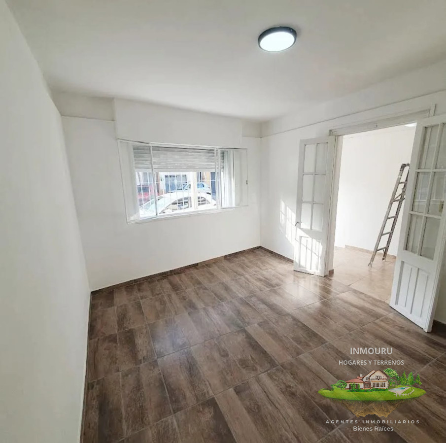 Casa ID.907 - Se alquila casa al frente de 2 dormitorios, La Figurita