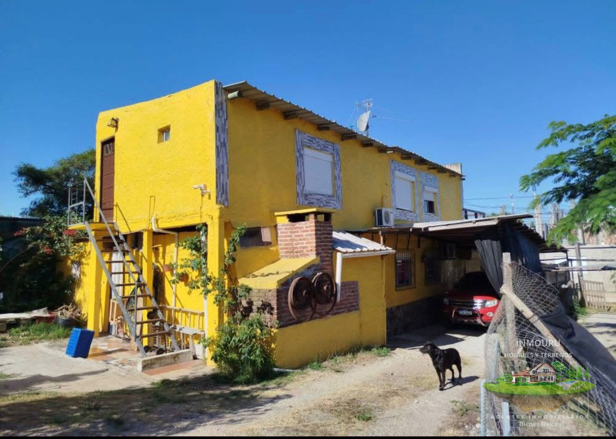 Casa ID.2508 - Se vende casa en zona Santa Catalina 