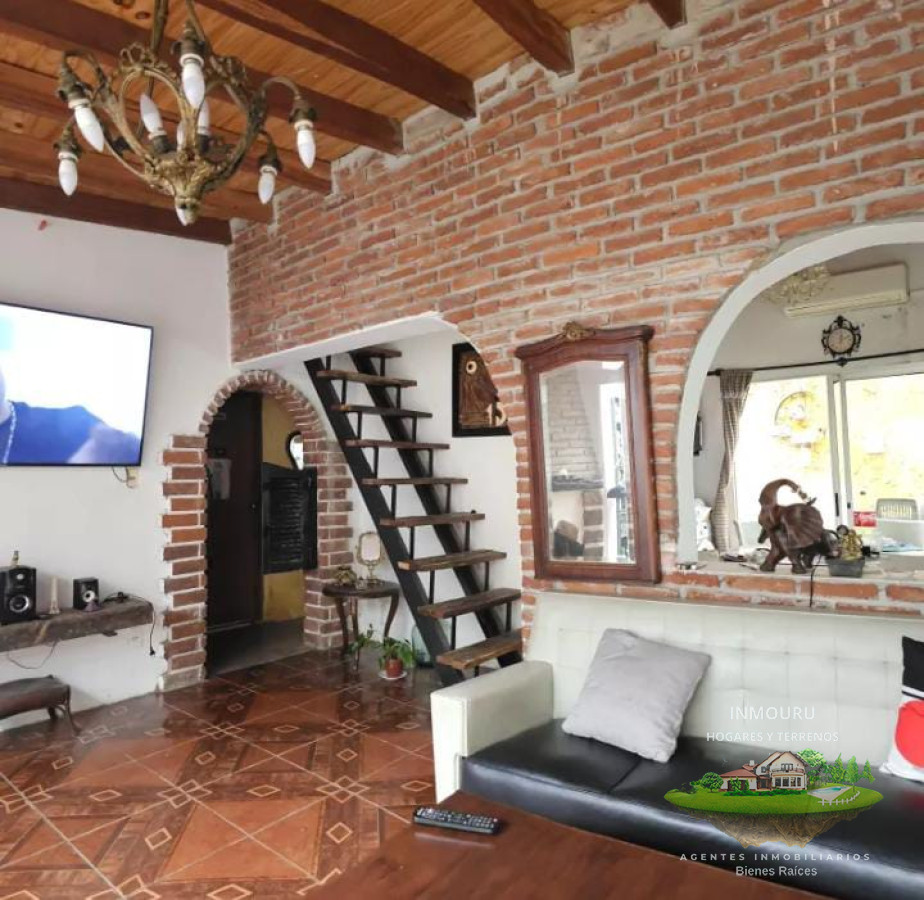 Casa ID.430 - VENTA de HERMOSA casa en BARRIO COLON con excelente ubicacion 