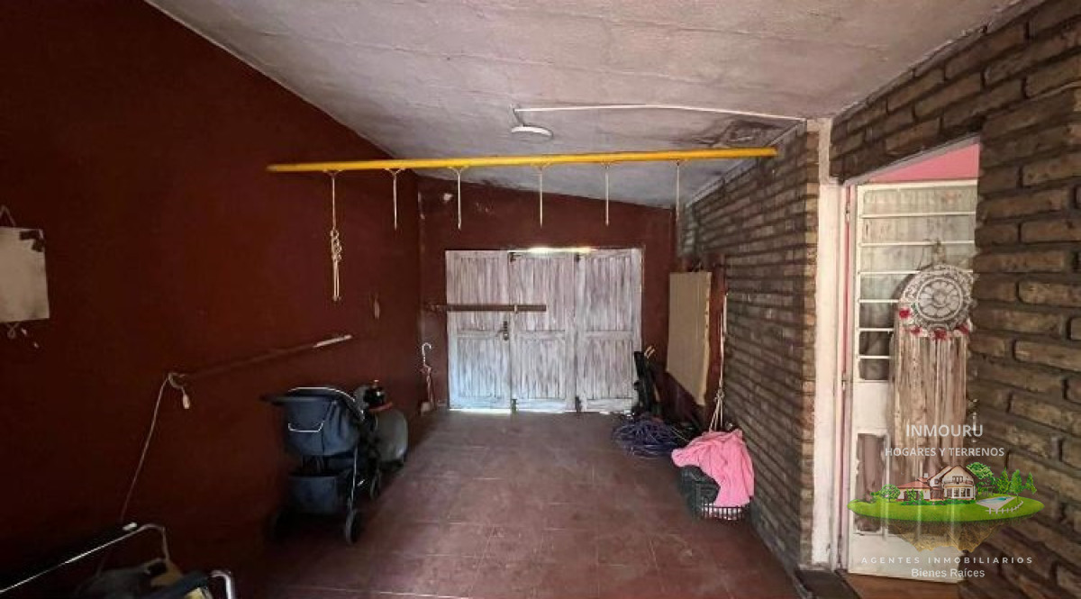 Casa ID.1968 - Venta 3 Propiedades en Mercado Modelo 4-5Dorm 4Baños