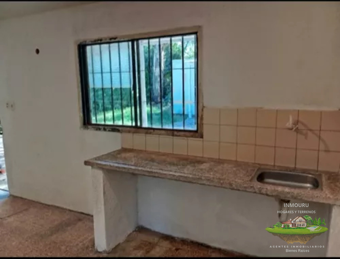 Casa ID.751 - Alquiler de Casa un dormitorio con amplio terreno en Parque del Plata 