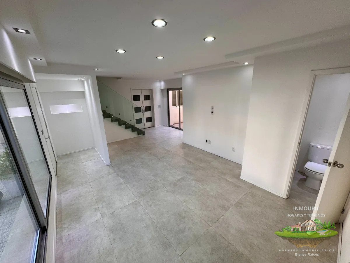 Casa ID.833 - Alquiler de casa en Pocitos Nuevo 3 dormitorios