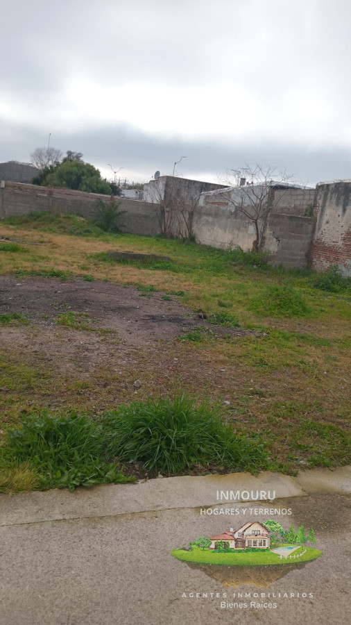 Casa ID.1406 - VENTA de casa de 3 dormitorios en LAS ACACIAS