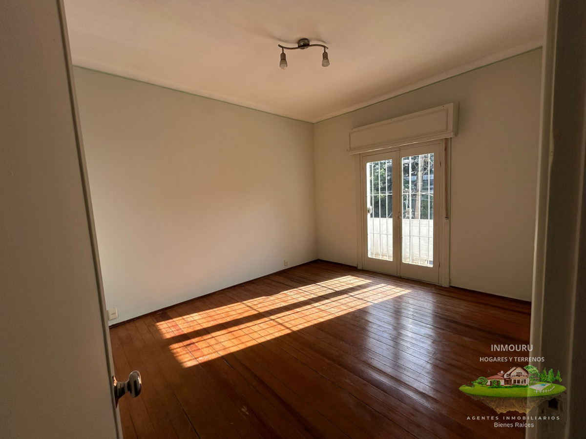 Casa ID.888 - VENTA de casa en altos de 3 dormitorios en barrio SAYAGO 