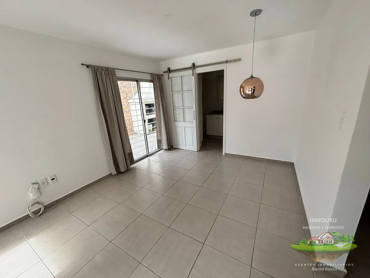 Casa ID.2460 - Venta de casa elegante en Prado 