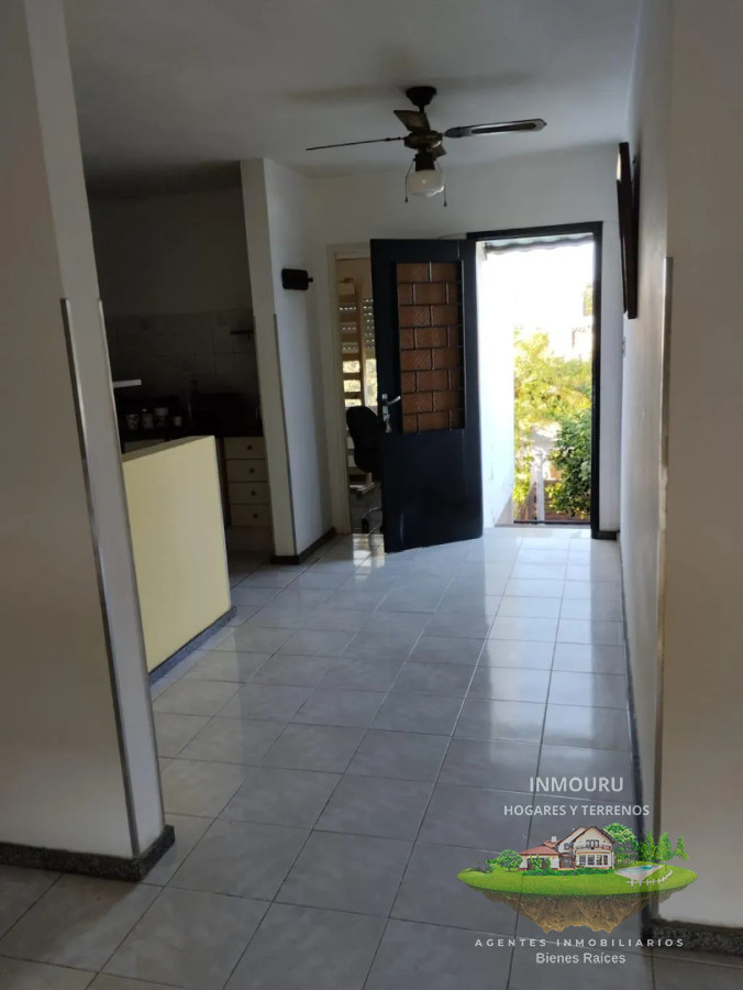 Casa ID.2689 - Alquiler de Casa en Barrio Jardines del Hipódromo 2 Dormitorios