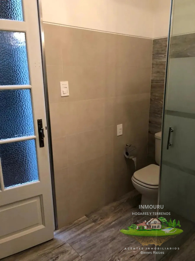 Casa ID.1621 - Vendo Casa con Renta en Tres cruces 