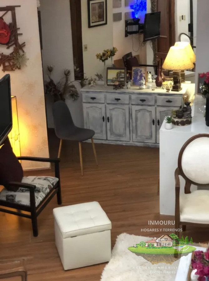 Casa ID.2575 - Se alquila casa junto a local comercial en la parte delantera en zona Pocitos