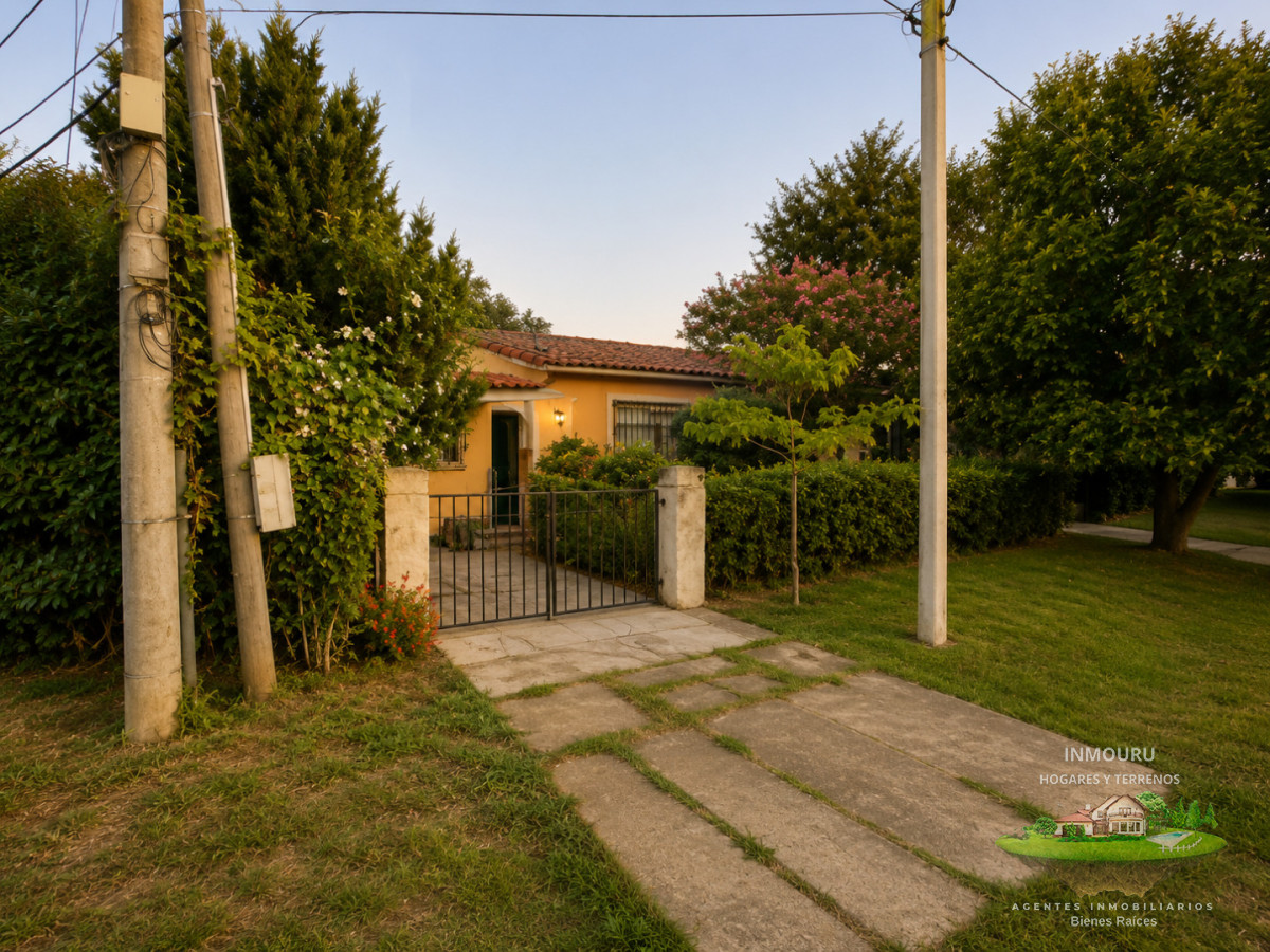 Casa ID.2921 - Se Vende Hermosa Casa en Barros Blancos