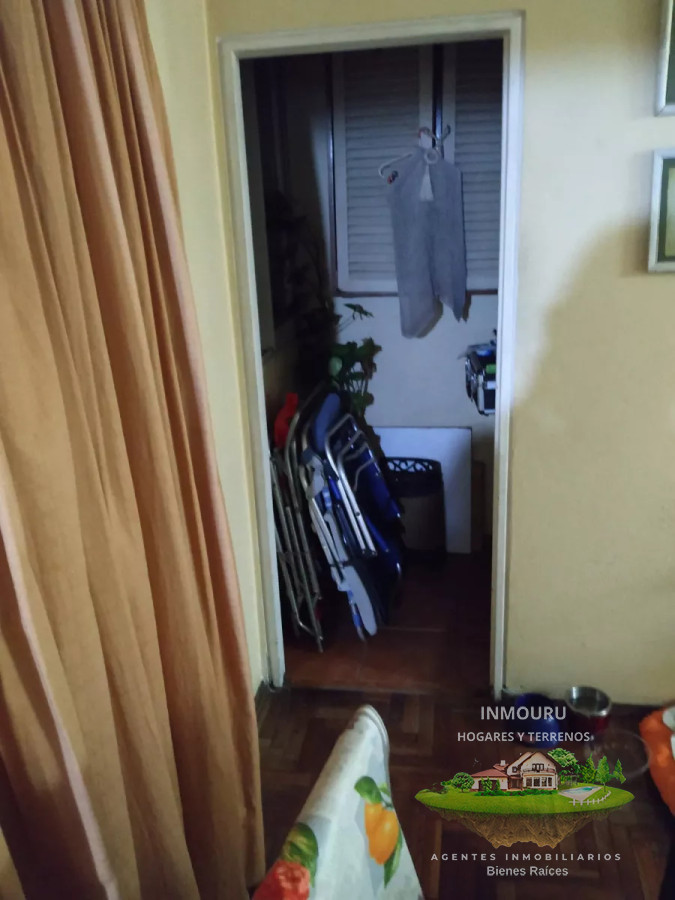 Casa ID.255 - Venta de Amplio Apartamento de 3 Dormitorios en el Centro 