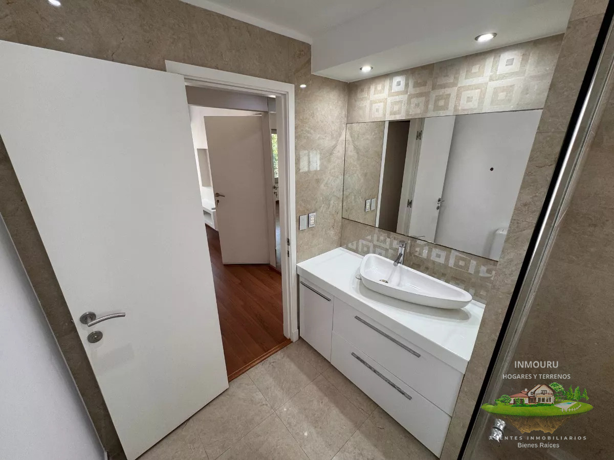 Casa ID.833 - Alquiler de casa en Pocitos Nuevo 3 dormitorios